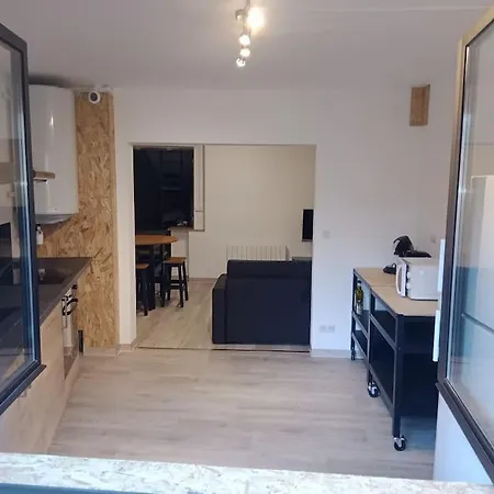 La Petite Suisse 1 *